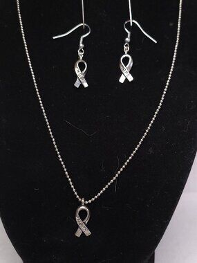 Hope Necklace and Earring Set